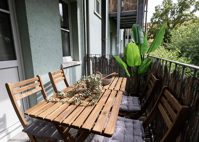 Staytime - Lime Base